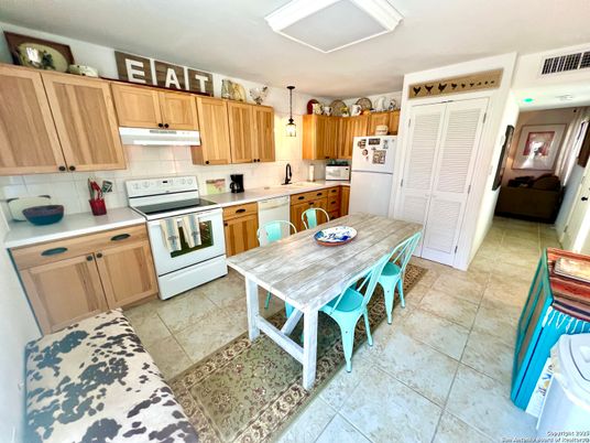 Dining room, Interior, Kitchen