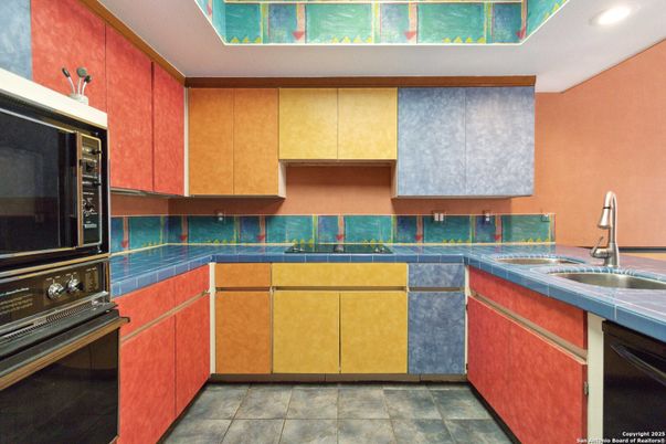 Interior, Kitchen, Recessed Lighting, Tile Countertops