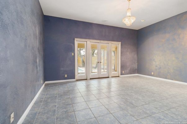 Chandelier, Empty room, Interior, Recessed Lighting