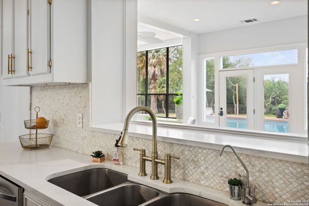 Interior, Kitchen, Recessed Lighting