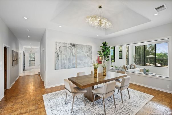 Chandelier, Dining room, Interior, Pendant Lights, Recessed Lighting, Wood Texture Flooring