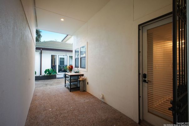 Interior, Recessed Lighting