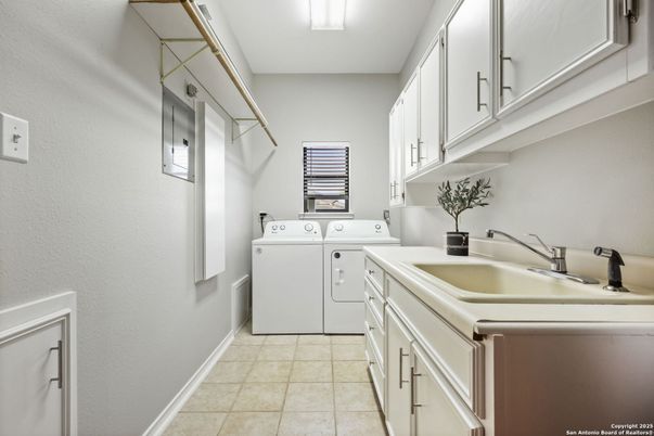 Interior, Washer