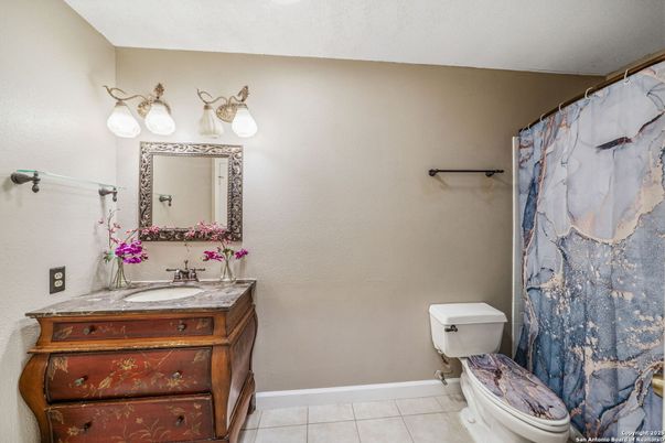 Bathroom, Interior