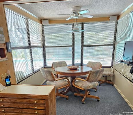Dining room, Interior