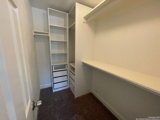Interior, Walk-in Closets