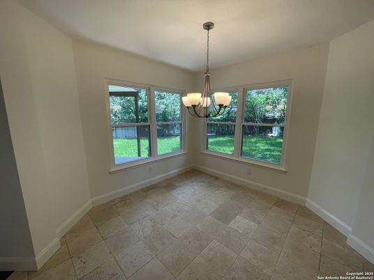 Chandelier, Empty room, Interior, Pendant Lights