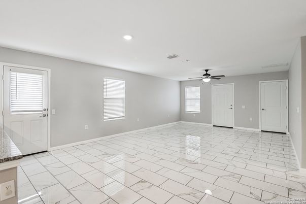 Empty room, Interior, Marble, Recessed Lighting