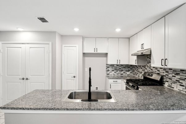 Interior, Kitchen, Recessed Lighting