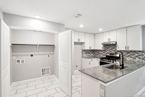 Interior, Kitchen, Marble, Recessed Lighting