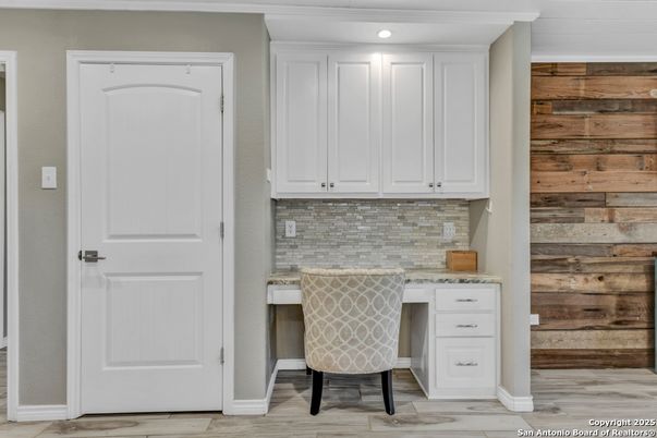 Interior, Recessed Lighting, Wood Texture Flooring, Wooden Walls