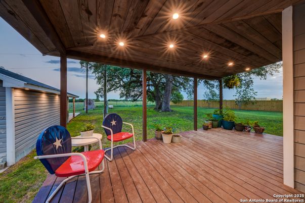 Backyard, Exterior