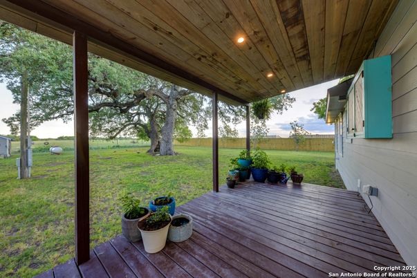 Backyard, Exterior