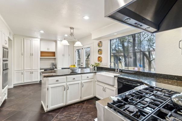 Interior, Kitchen, Pendant Lights, Recessed Lighting