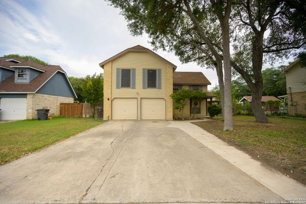 Attached, Backyard, Exterior, Facade, Split Level