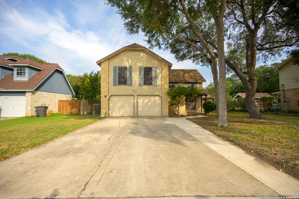Attached, Backyard, Exterior, Facade, Split Level