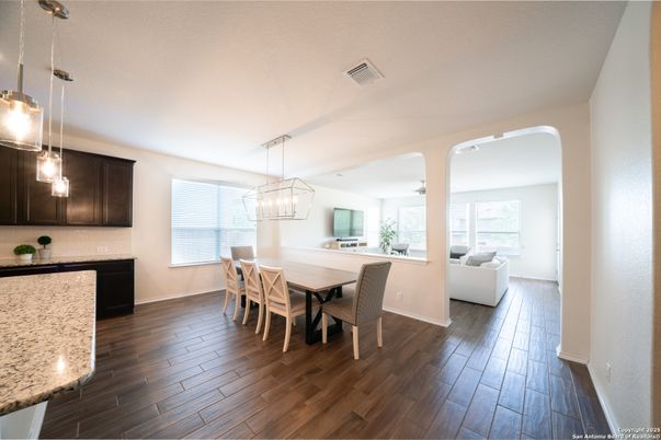 Chandelier, Dining room, Interior, Living room, Pendant Lights, Wood Texture Flooring