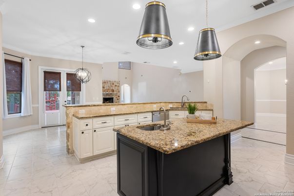 Interior, Kitchen, Marble, Pendant Lights, Recessed Lighting