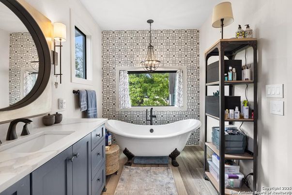 Bathroom, Dual Sink Vanities, Free Standing Baths, Interior, Pendant Lights, Wood Texture Flooring