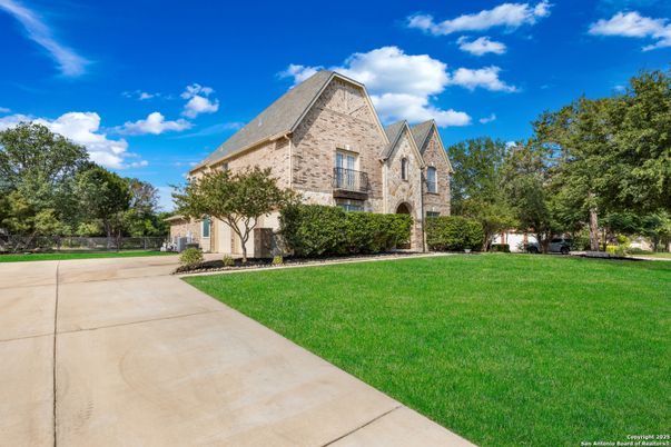 Backyard, Exterior, Facade, Brick Facade, French Provincial