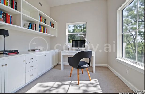 Home Office, Interior