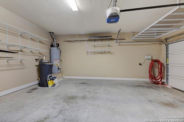 Garage, Interior