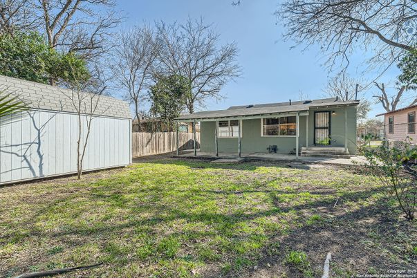 Backyard, Exterior