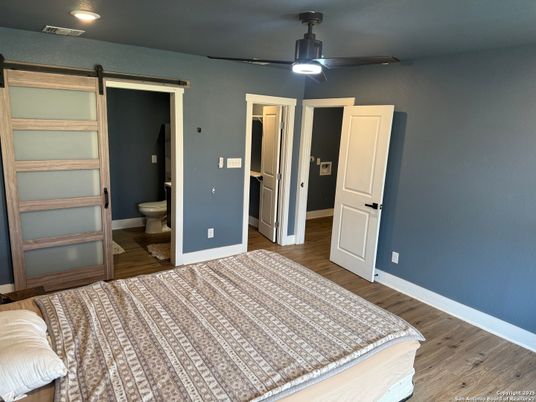 Bathroom, Bedroom, Interior, Recessed Lighting, Wood Texture Flooring
