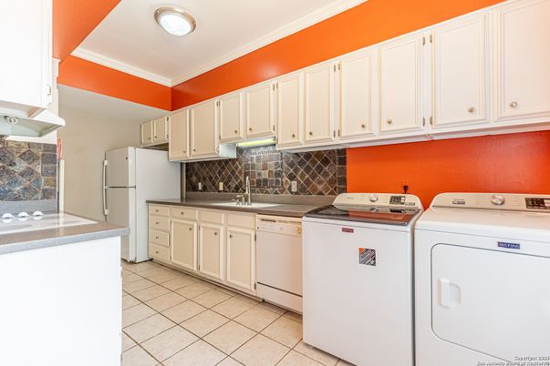 Interior, Kitchen, Washer