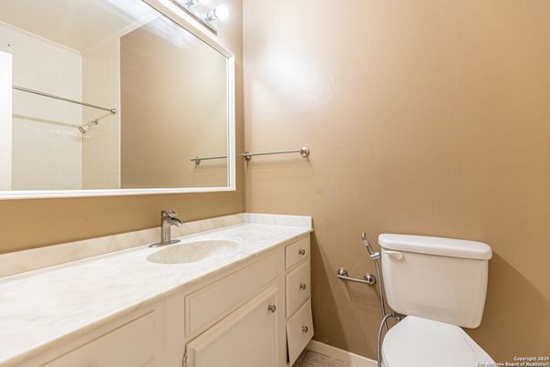 Bathroom, Interior, Tile Countertops