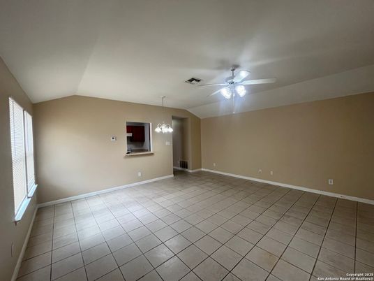 Empty room, Interior, Pendant Lights