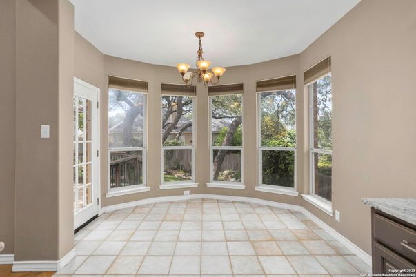 Chandelier, Empty room, Interior