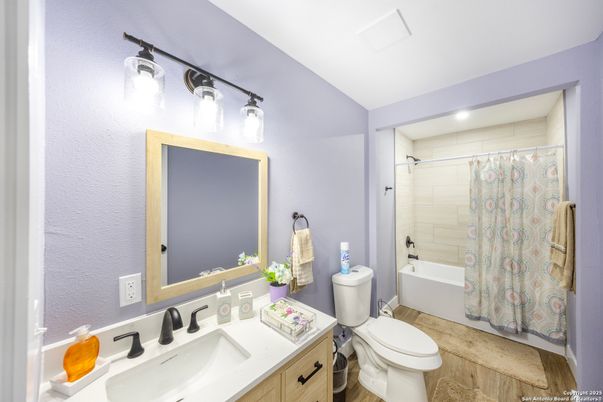 Bathroom, Interior, Recessed Lighting, Wood Texture Flooring