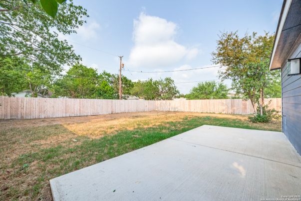 Backyard, Exterior