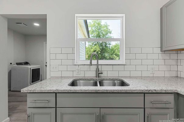 Interior, Kitchen, Recessed Lighting, Washer