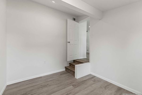 Empty room, Interior, Recessed Lighting, Wood Texture Flooring
