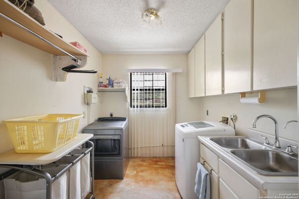 Interior, Washer