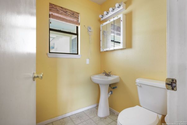 Bathroom, Interior