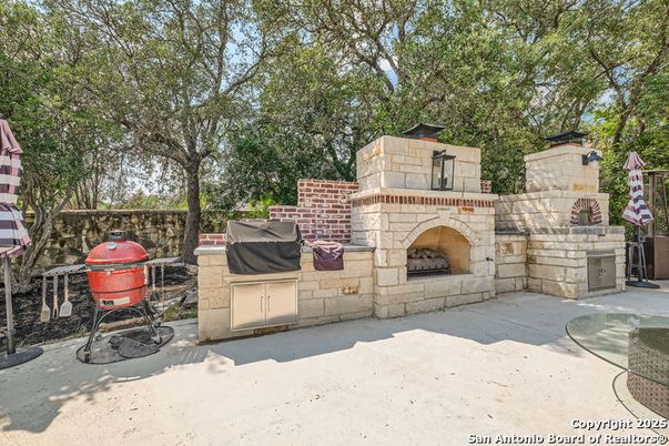 Exterior, Fireplace