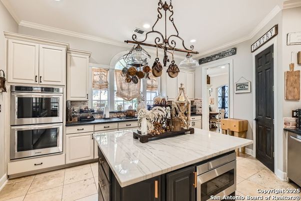 Chandelier, Interior, Kitchen, Recessed Lighting, Stainless Steel Appliances