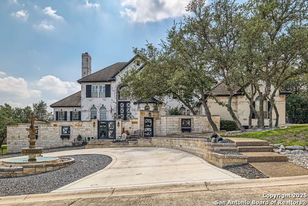 Backyard, Exterior, Facade, French Provincial
