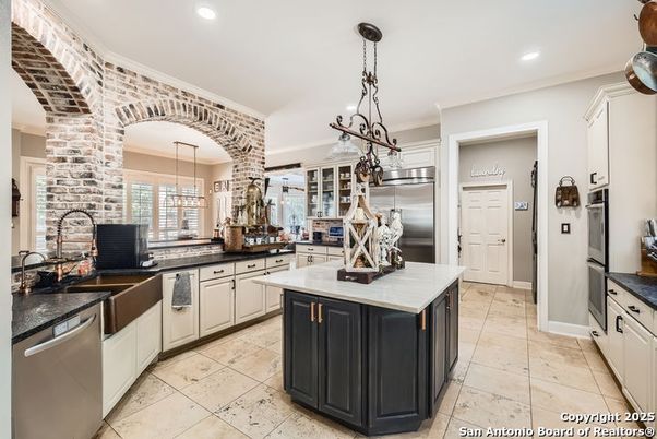 Interior, Kitchen, Pendant Lights, Recessed Lighting, Stainless Steel Appliances