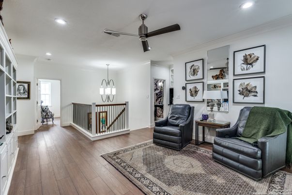 Interior, Pendant Lights, Recessed Lighting, Wood Texture Flooring