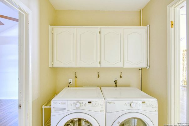 Interior, Washer