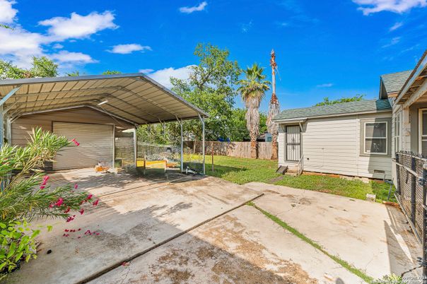 Backyard, Exterior