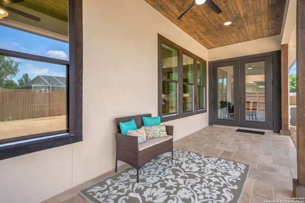 Exterior, Recessed Lighting
