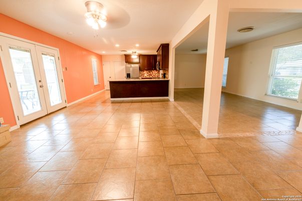 Empty room, Interior, Kitchen, Recessed Lighting