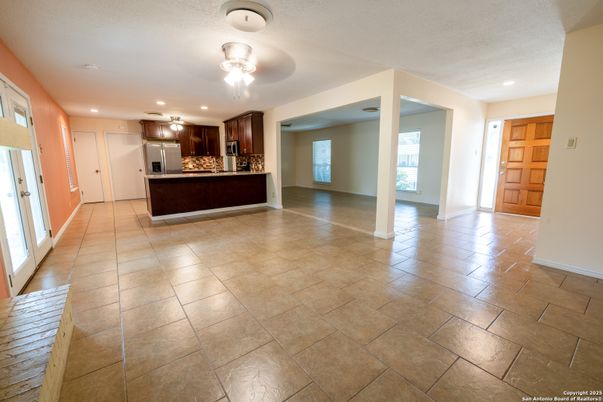 Empty room, Interior, Kitchen, Recessed Lighting