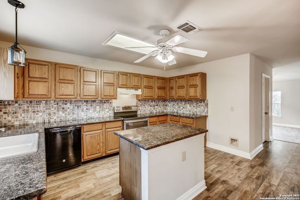 Interior, Kitchen, Pendant Lights, Wood Texture Flooring