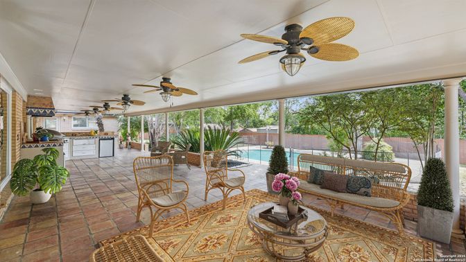 Exterior, Interior, Pool